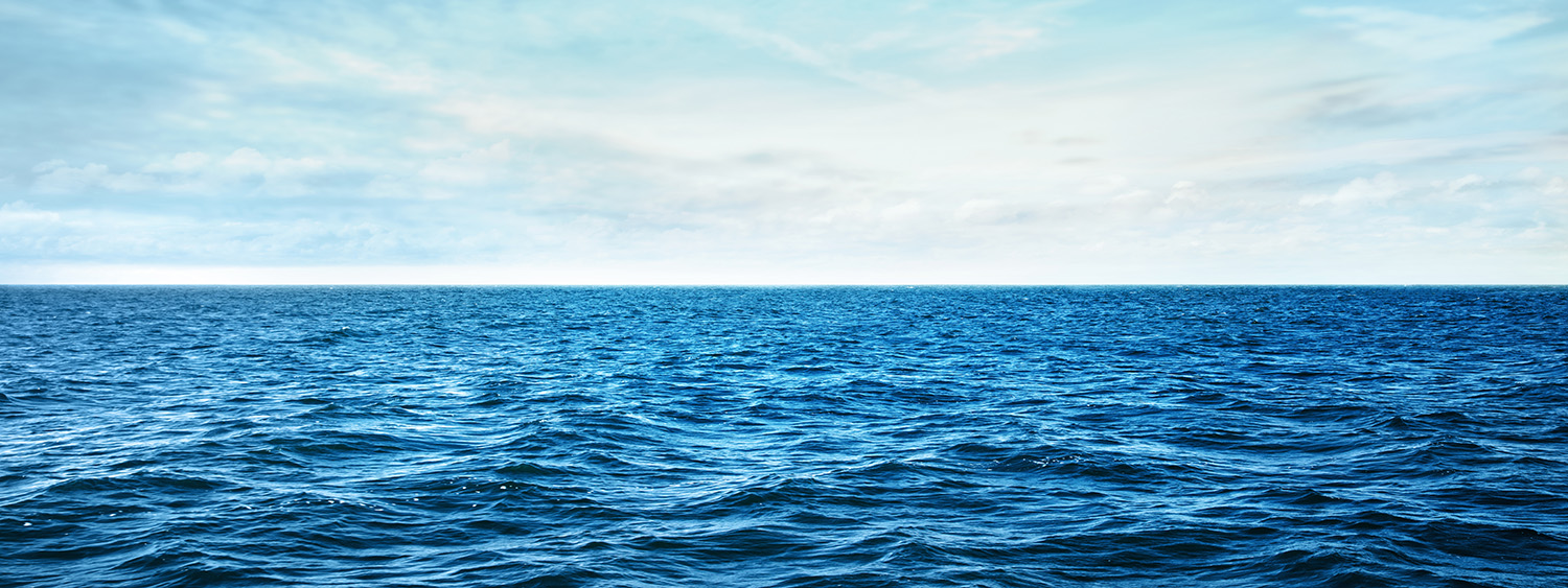 Океан 18 5. Синий океан. Ложное океан. Пустое море. Океан на белом фоне.